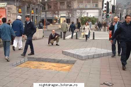 poze ciudate atentie unde calcati