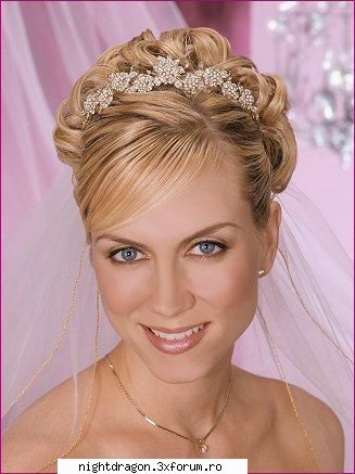 Accesorii mirese - voal cu broderie aurie - Moda Femei
