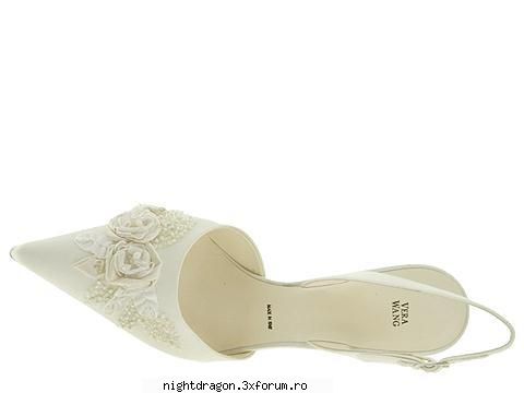 Accesorii mirese - cu aplicatie din matase si perle - Moda Femei