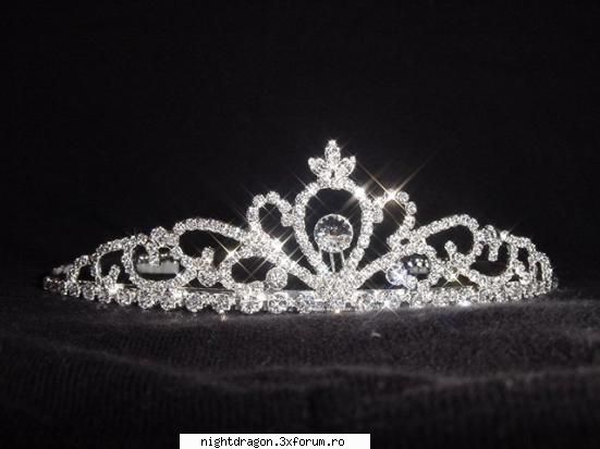 Accesorii mirese - tiara cu cristale Swarovski - Moda Femei