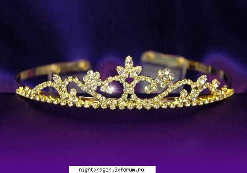 Accesorii mirese - tiara de aur si cristale - Moda Femei