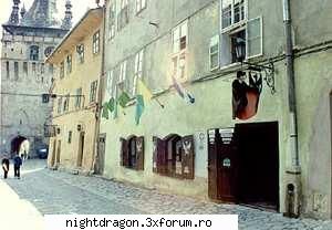 Sighisoara - gaura neagra=casa in care s-a nascut vlad dracul - Locuri frumoase